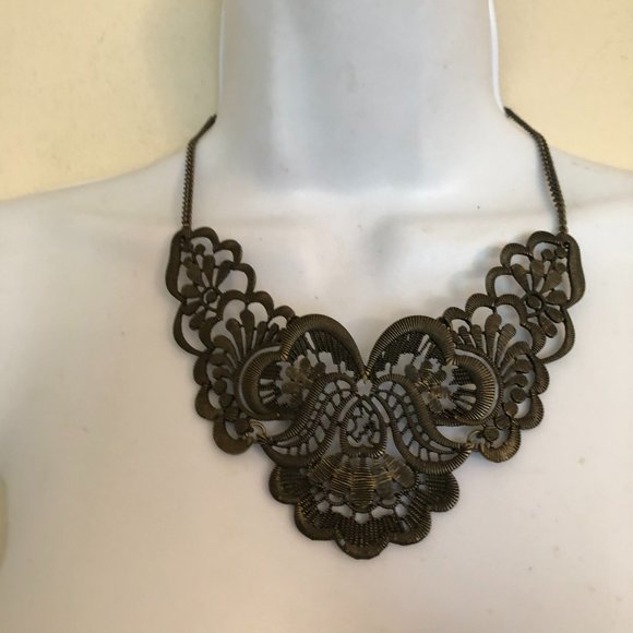 Vintage Victorian Goth Metal Filigree Bib Choker - Picture 1 of 6